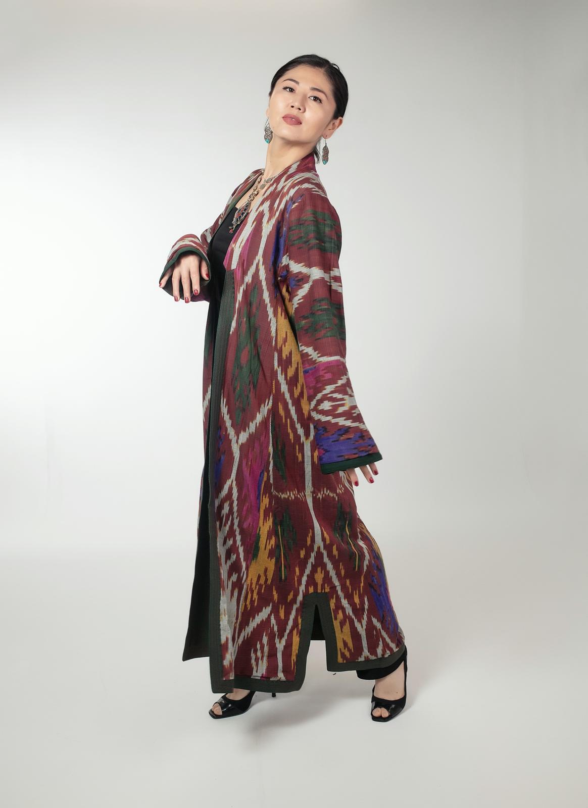 Uzbek Chapan
