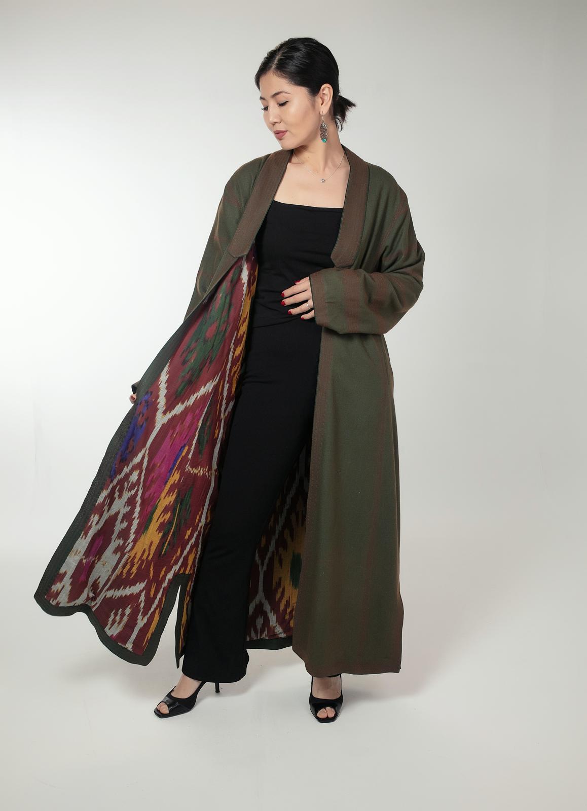 Uzbek Chapan